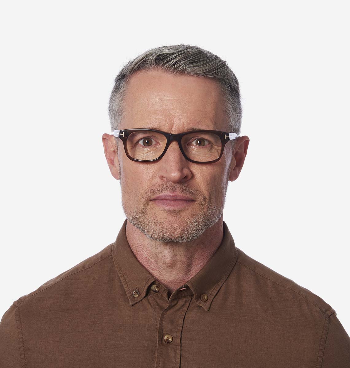 RIC RT 보청기를 착용하고 있는 빌