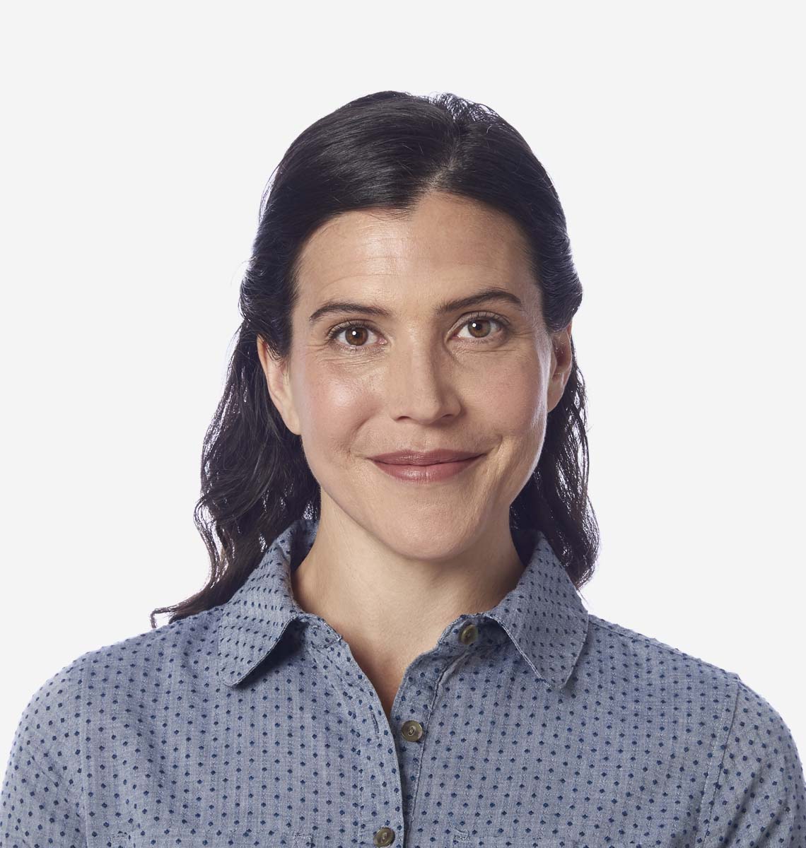 CIC 유선 보청기를 착용하고 있는 클레어